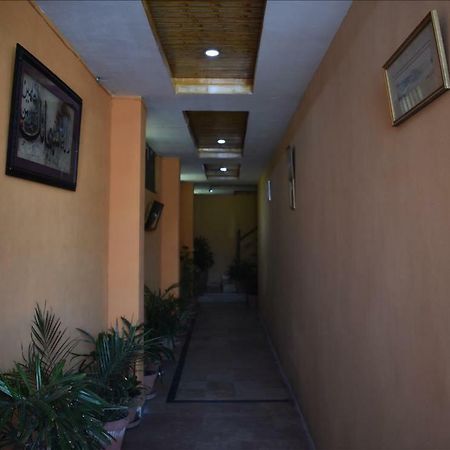 רוואלפינדי Mehran Hotel מראה חיצוני תמונה