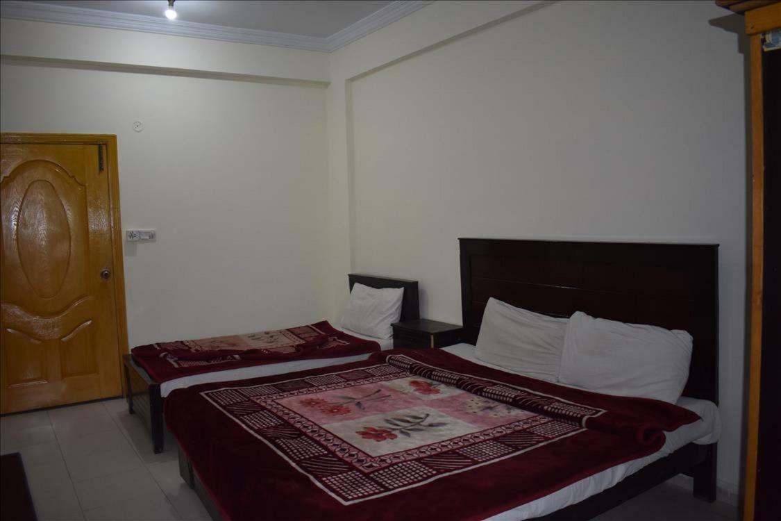 רוואלפינדי Mehran Hotel מראה חיצוני תמונה